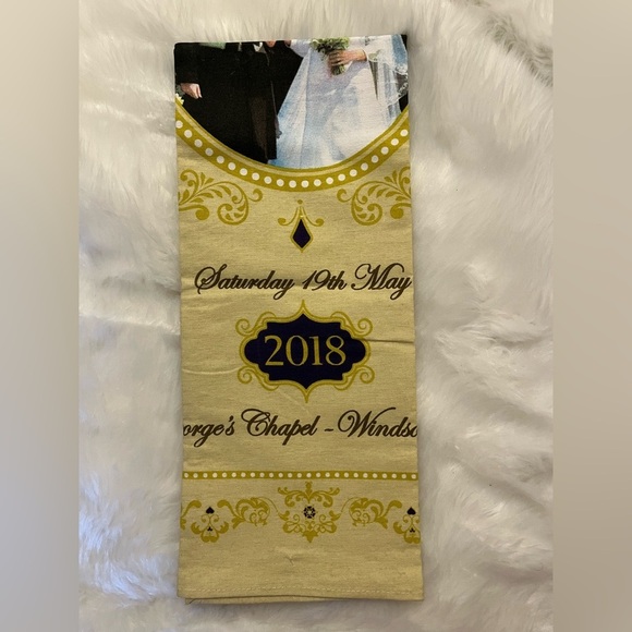 Duke & Duchess of Sussex Wedding Commemorative Tea Towel - Picture 2 of 3